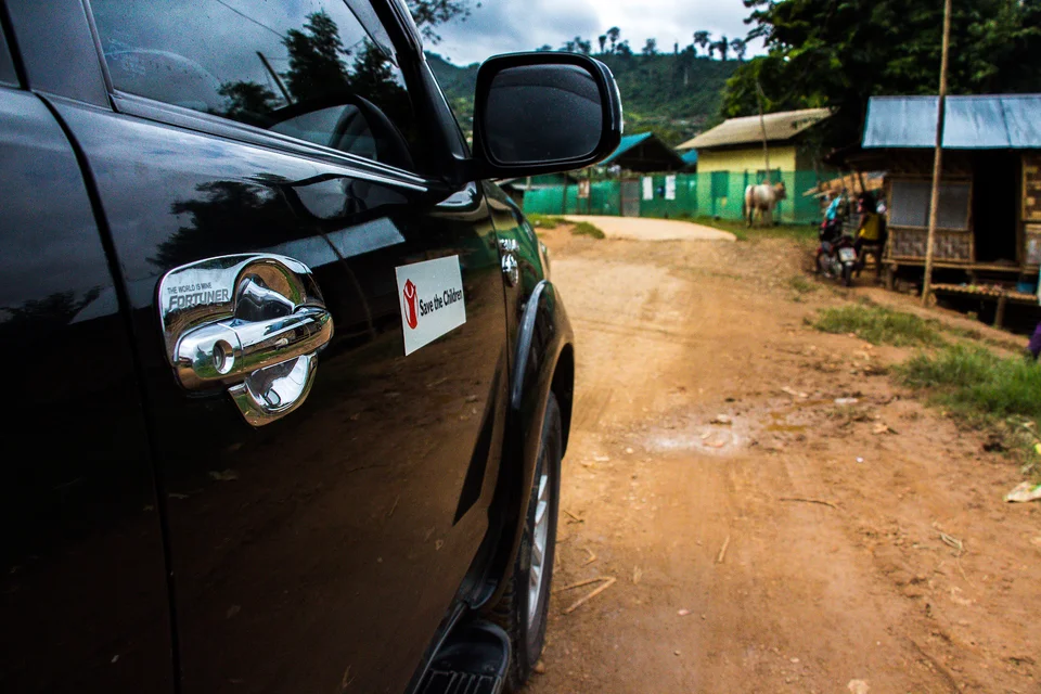 CH127196-A-Save-The-Children-vehicle-at-the-Umphiem-Camp-located-in-Mae-Sot-Thailand