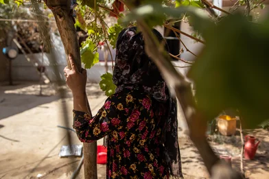 CH1730935-Rahima-s-mental-wellbeing-was-impacted-when-she-was-forced-to-get-engaged-to-support-her-family-in-Afghanistan-1.jpg CH1730935-Rahima-s-mental-wellbeing-was-impacted-when-she-was-forced-to-get-engaged-to-support-her-family-in-Afghanistan-1.jpg