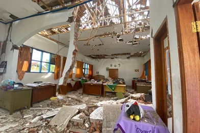 CH1749715-Earthquake-destruction-in-a-school-supported-by-Save-the-Children-Cianjur-Indonesia.jpeg CH1749715-Earthquake-destruction-in-a-school-supported-by-Save-the-Children-Cianjur-Indonesia.jpeg