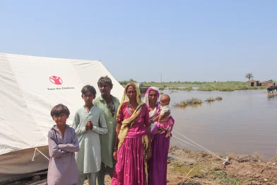 CH1725106-Guddi-s-family-living-in-a-tent-provided-by-Save-the-Children.jpg CH1725106-Guddi-s-family-living-in-a-tent-provided-by-Save-the-Children.jpg